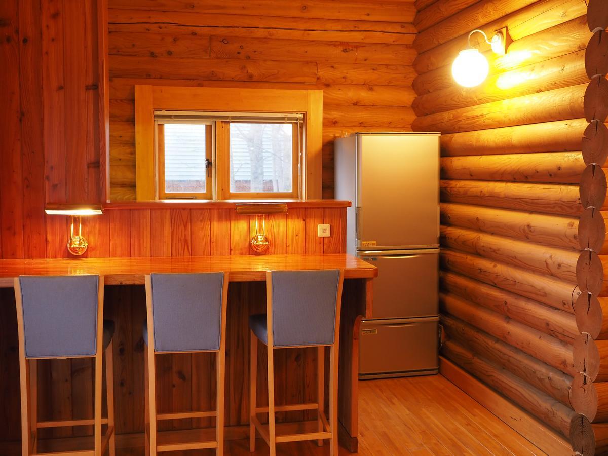 Log Larch Kanayama Ryokan 3*