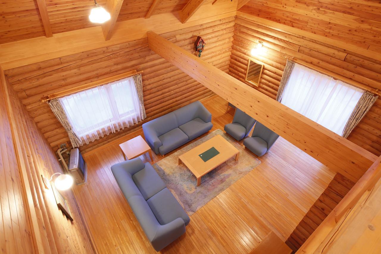 Log Larch Kanayama Ryokan 3*